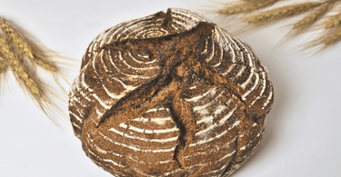 Lila Karotten Sauerteigbrot