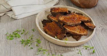 Orientalische Brotchips mit Harissa