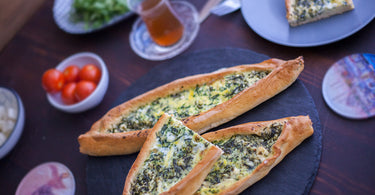 Pide mit Spinat und Fetakäse