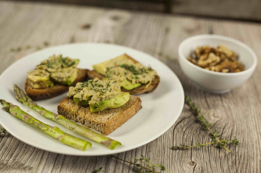 Crostini mit Spargelpesto