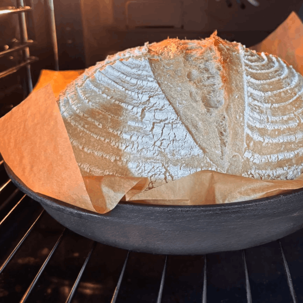 Gusseisen Brotbacktopf