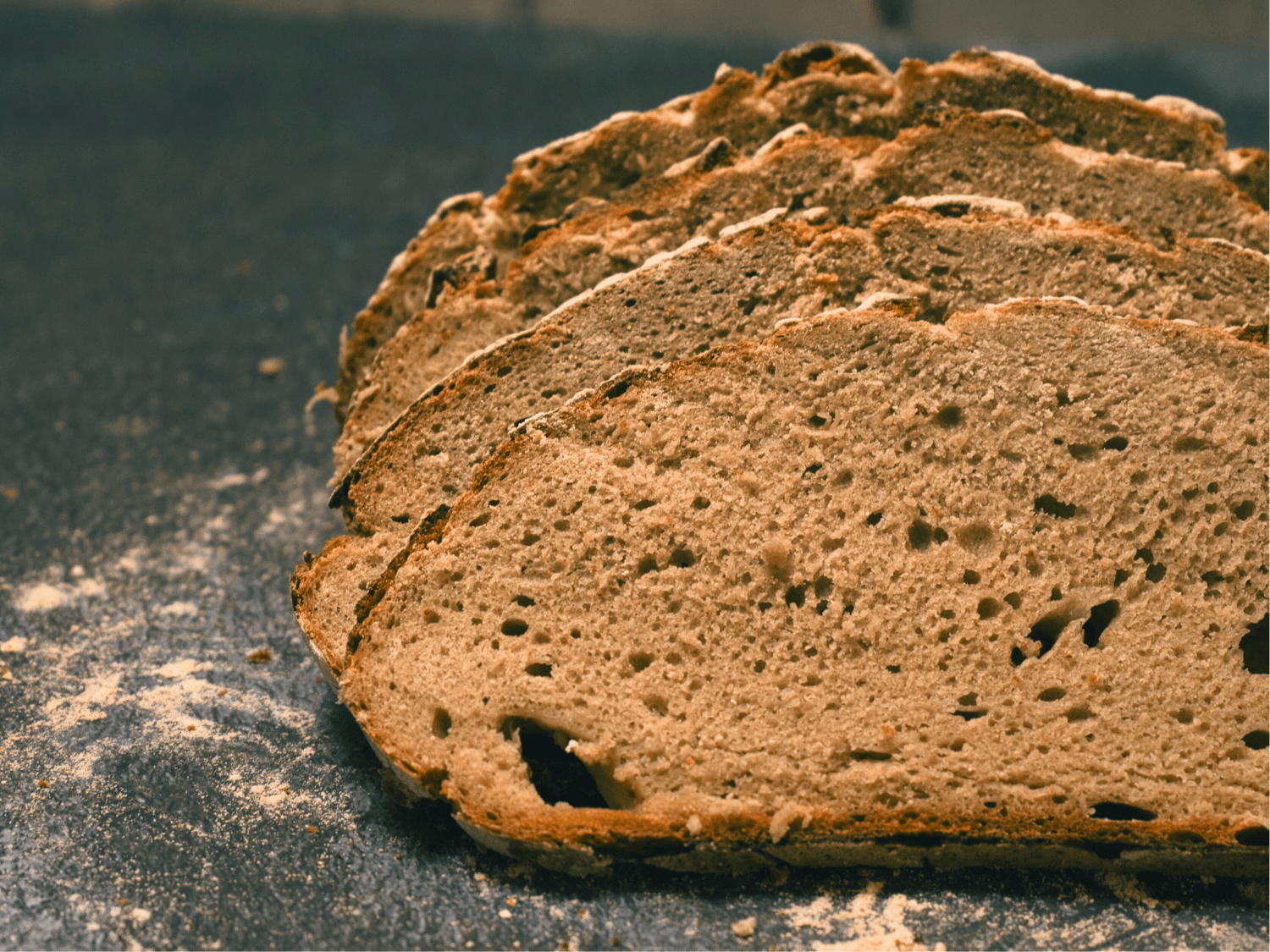 Sauerteigmischbrot mit Buttermilch - Rezept für ein Sauerteigbrot ... Sauerteigmischbrot mit Buttermilch - Rezept für ein Sauerteigbrot ...