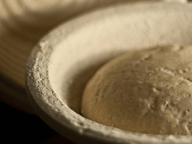 rundes Holzschliff Gärkörbchen